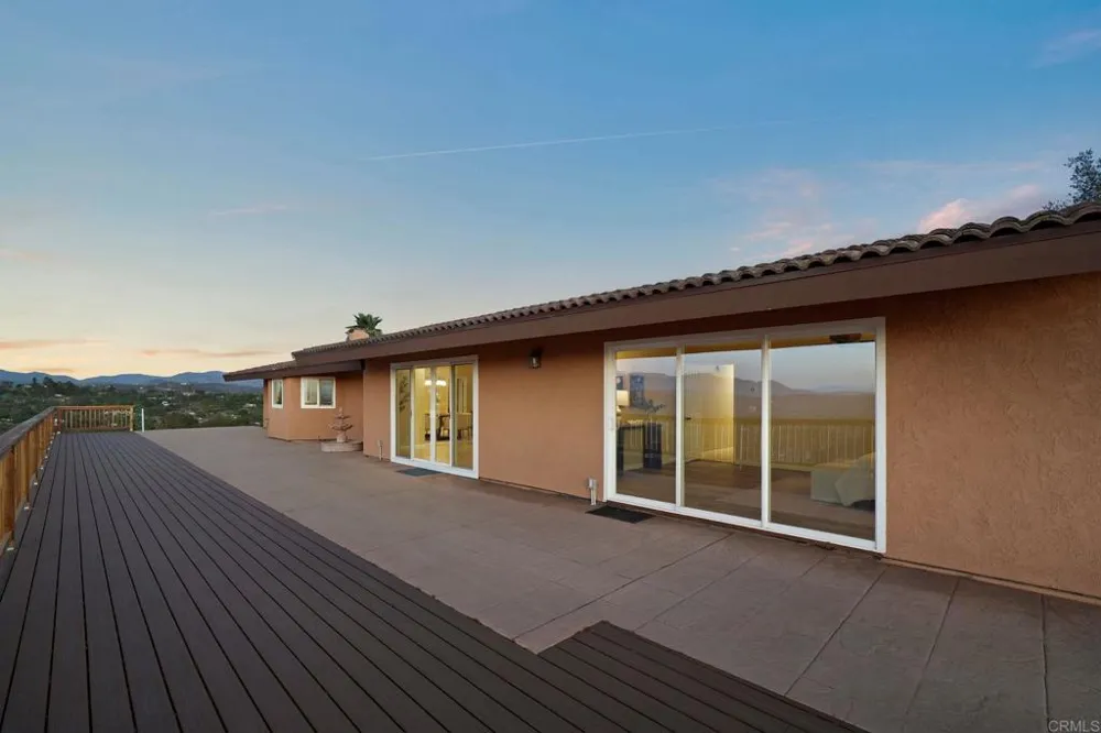 30603 Roadrunner Valley Center, CA 92082