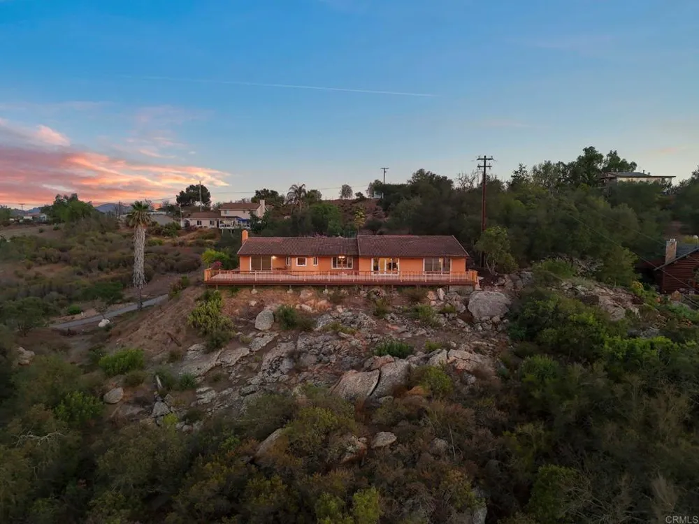 30603 Roadrunner Valley Center, CA 92082