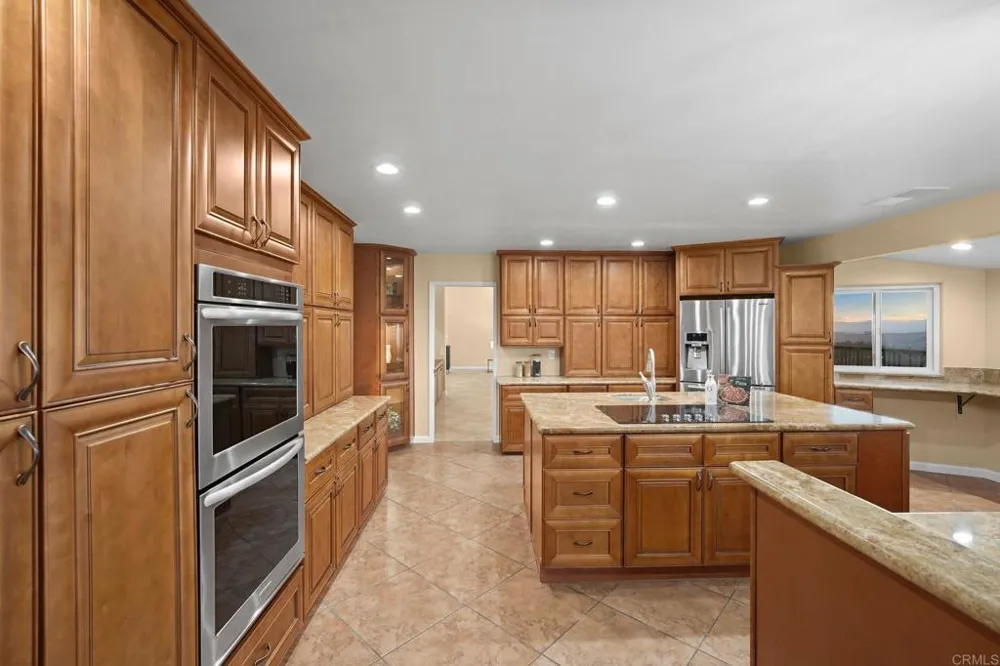 30603 Roadrunner Valley Center, CA 92082