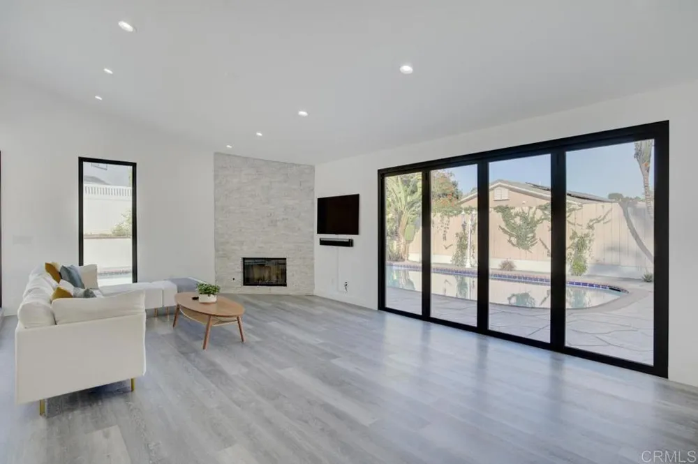 3647 Hazelhurst Place Bonita, CA 91902