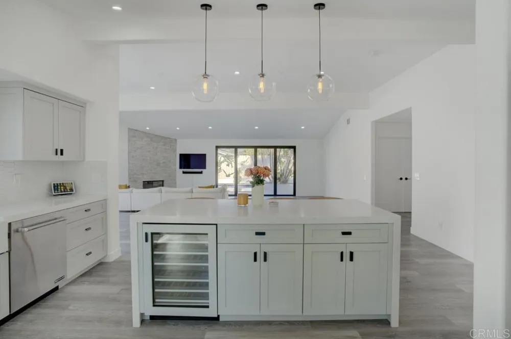 3647 Hazelhurst Place Bonita, CA 91902