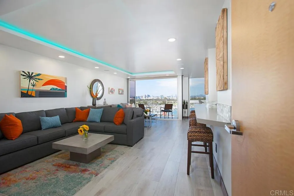 1710 Avenida del Mundo #807 Coronado, CA 92118