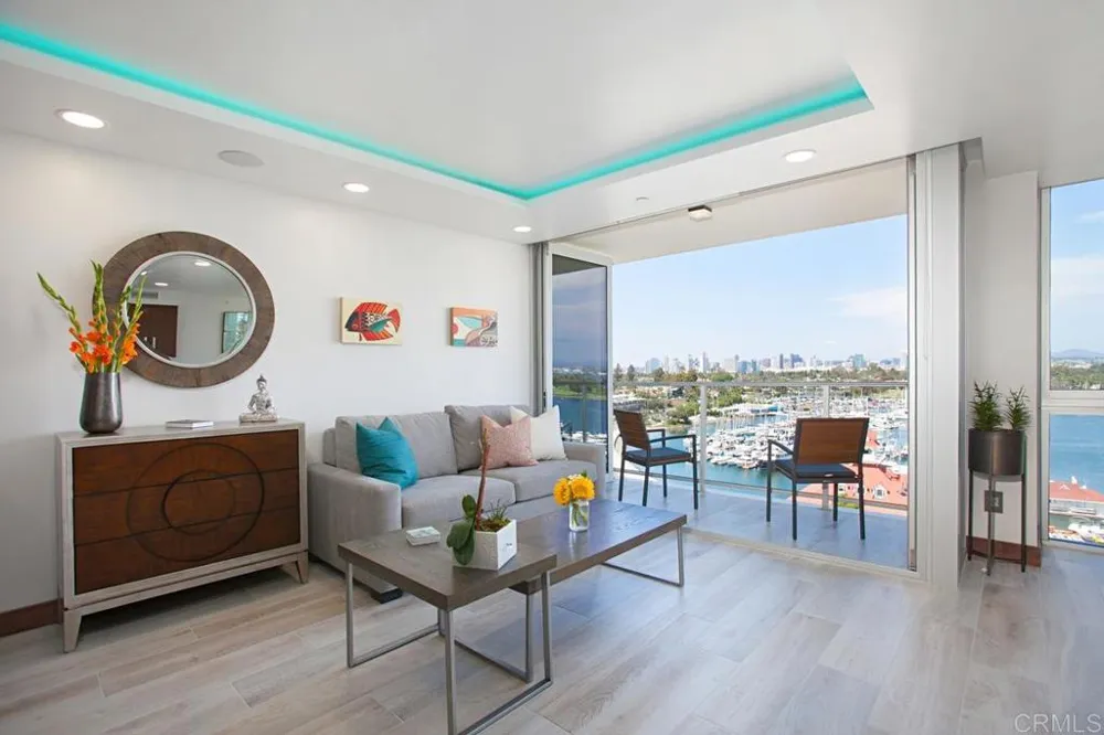1710 Avenida del Mundo #807 Coronado, CA 92118