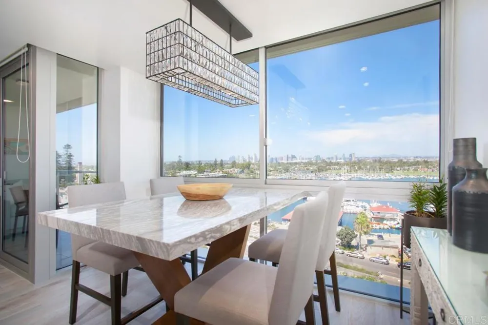 1710 Avenida del Mundo #807 Coronado, CA 92118