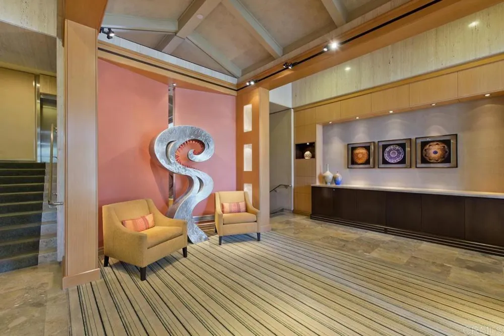 1710 Avenida del Mundo #807 Coronado, CA 92118