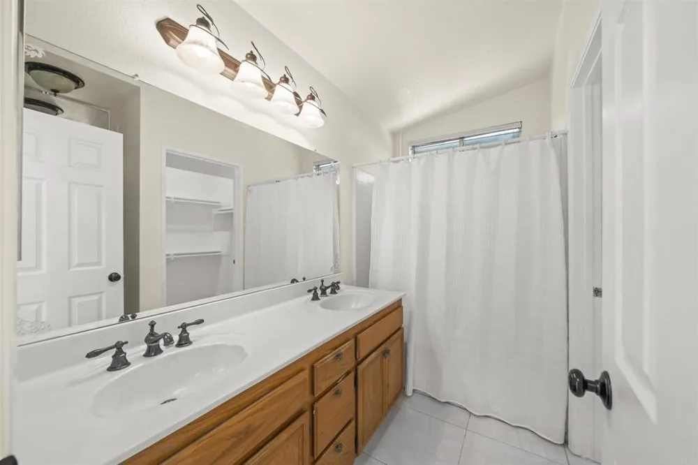 257 Driftwood Dr El Centro, CA 92243
