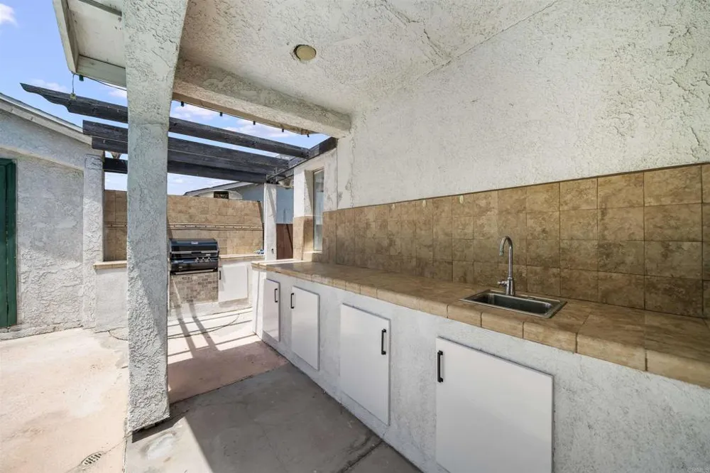 257 Driftwood Dr El Centro, CA 92243