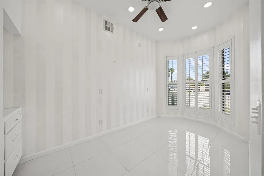 257 Driftwood Dr El Centro, CA 92243