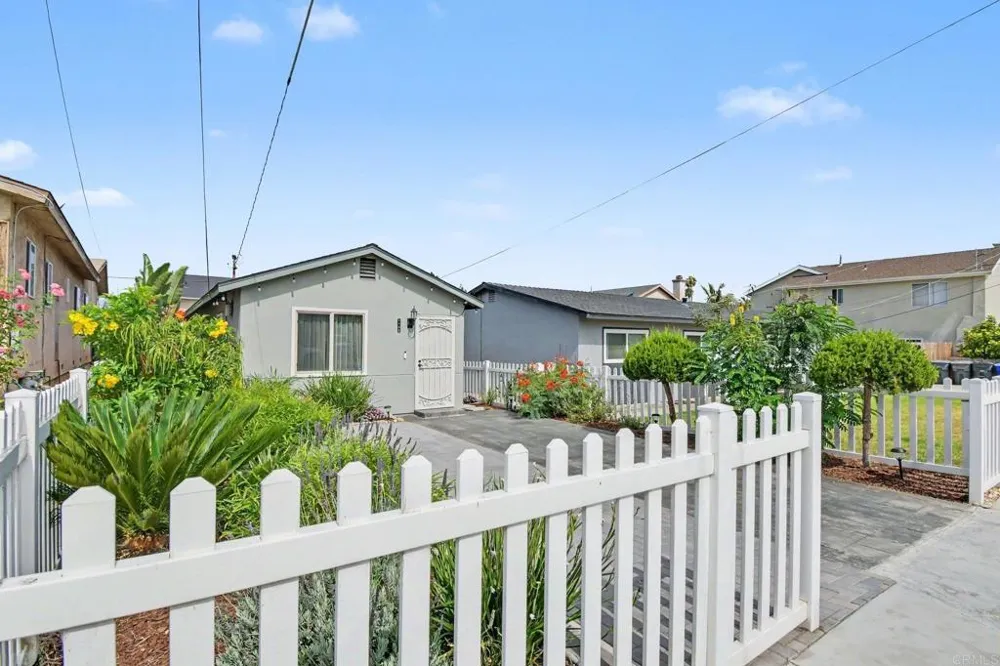 1150 14th. St. Imperial Beach, CA 91932