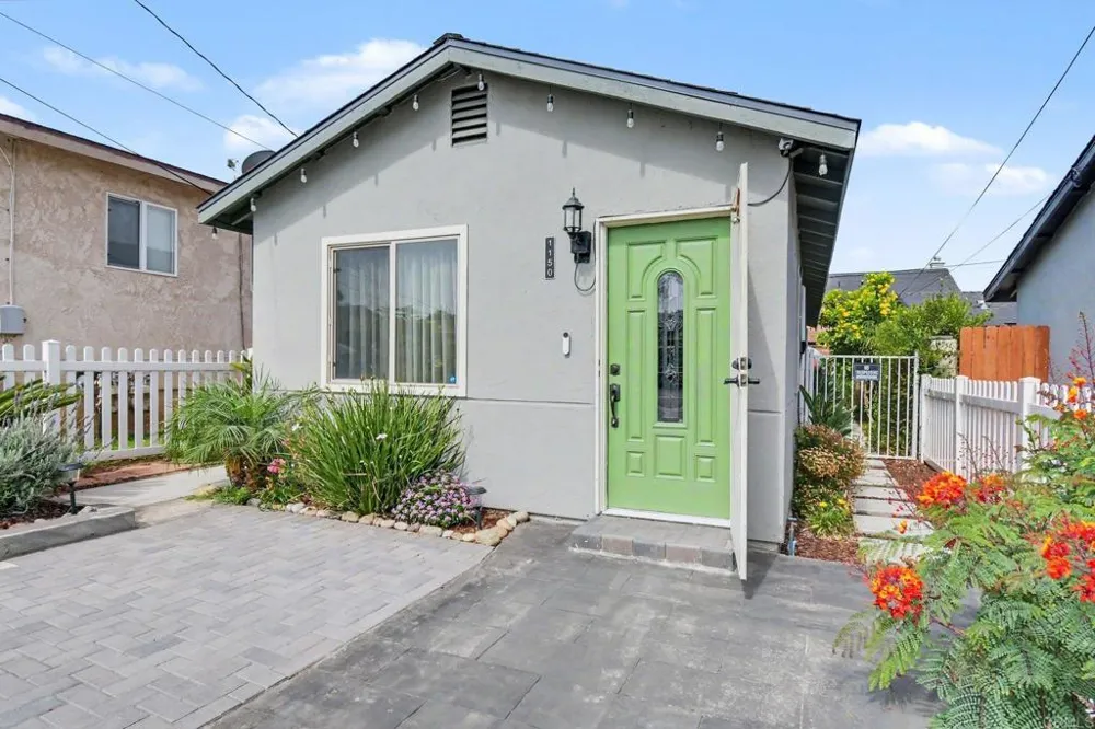 1150 14th. St. Imperial Beach, CA 91932