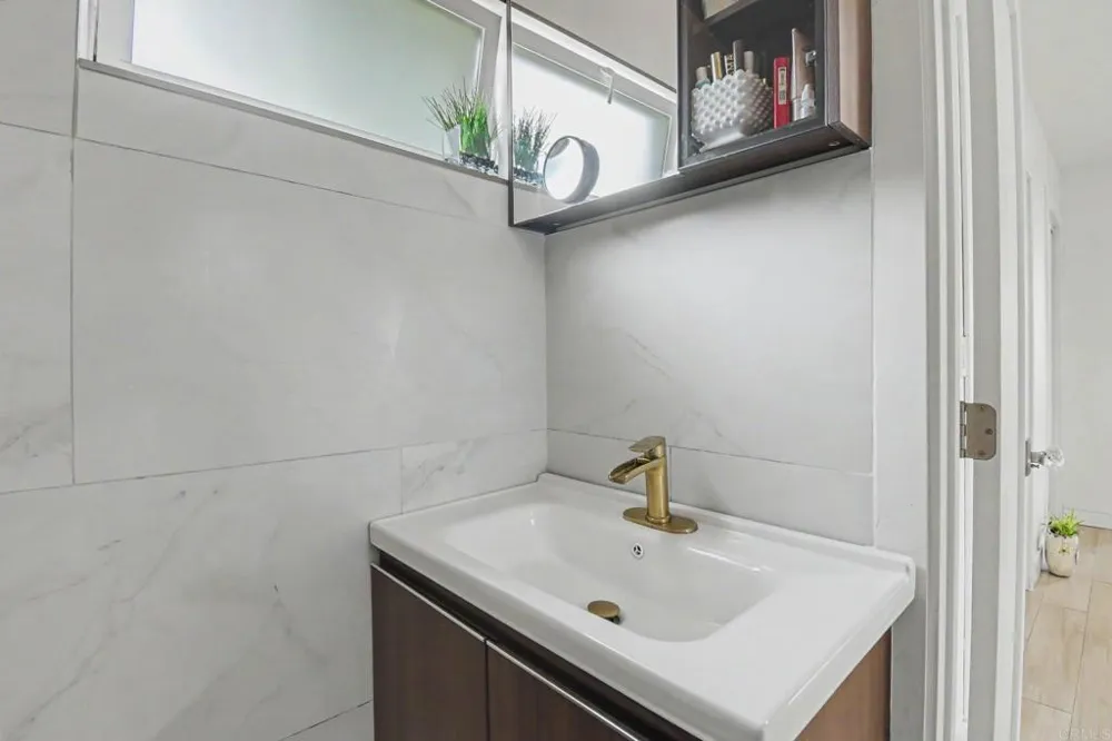 1150 14th. St. Imperial Beach, CA 91932