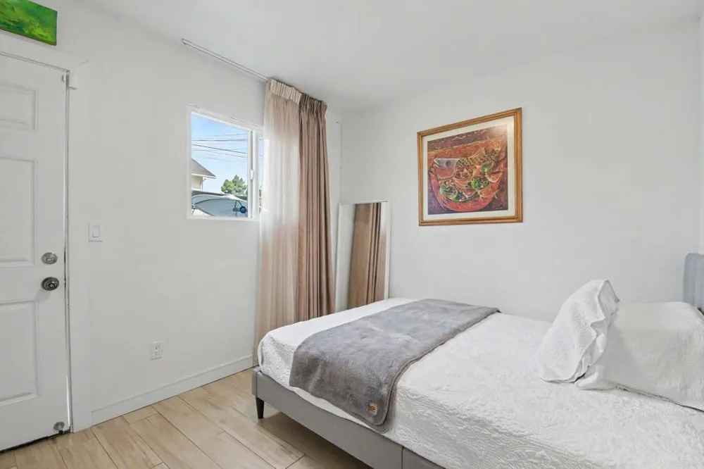 1150 14th. St. Imperial Beach, CA 91932