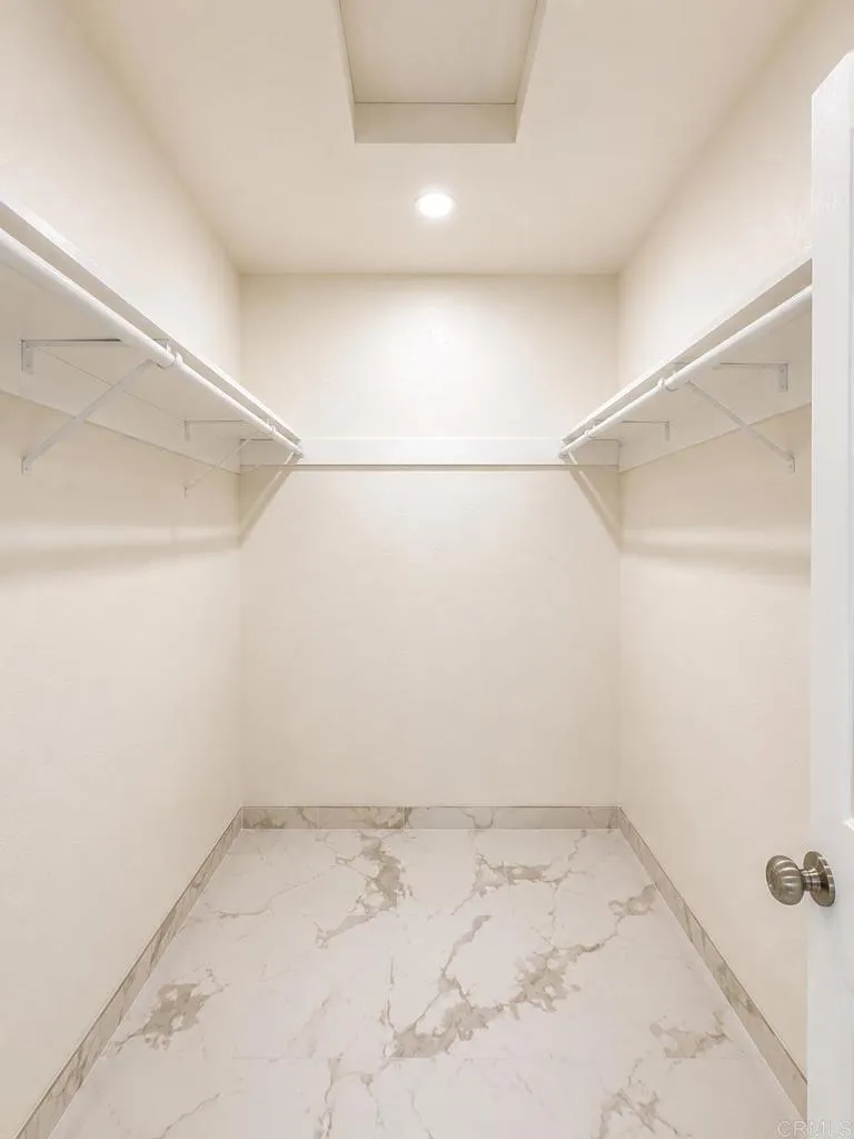 8327 Winter Gardens Lakeside, CA 92040