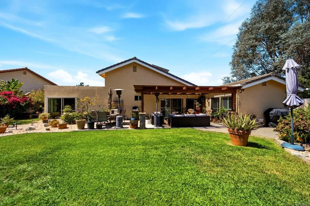 1663 Linda Sue Lane Encinitas, CA 92024