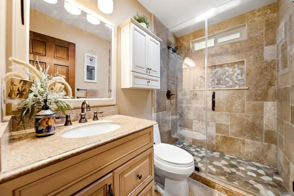 1663 Linda Sue Lane Encinitas, CA 92024