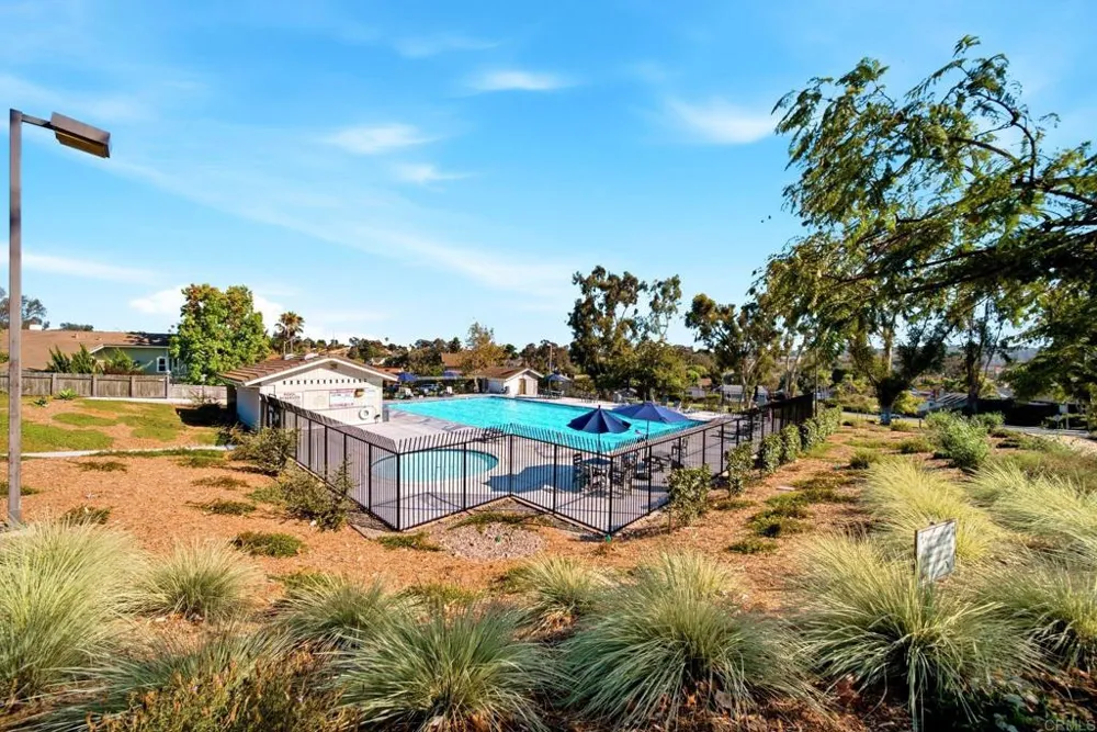 1663 Linda Sue Lane Encinitas, CA 92024