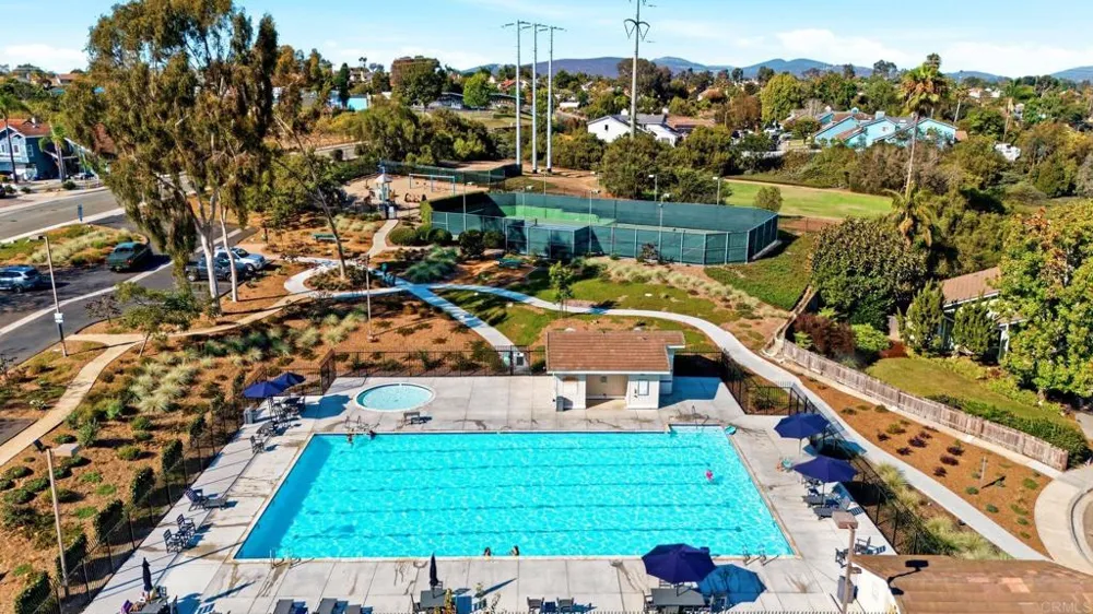 1663 Linda Sue Lane Encinitas, CA 92024