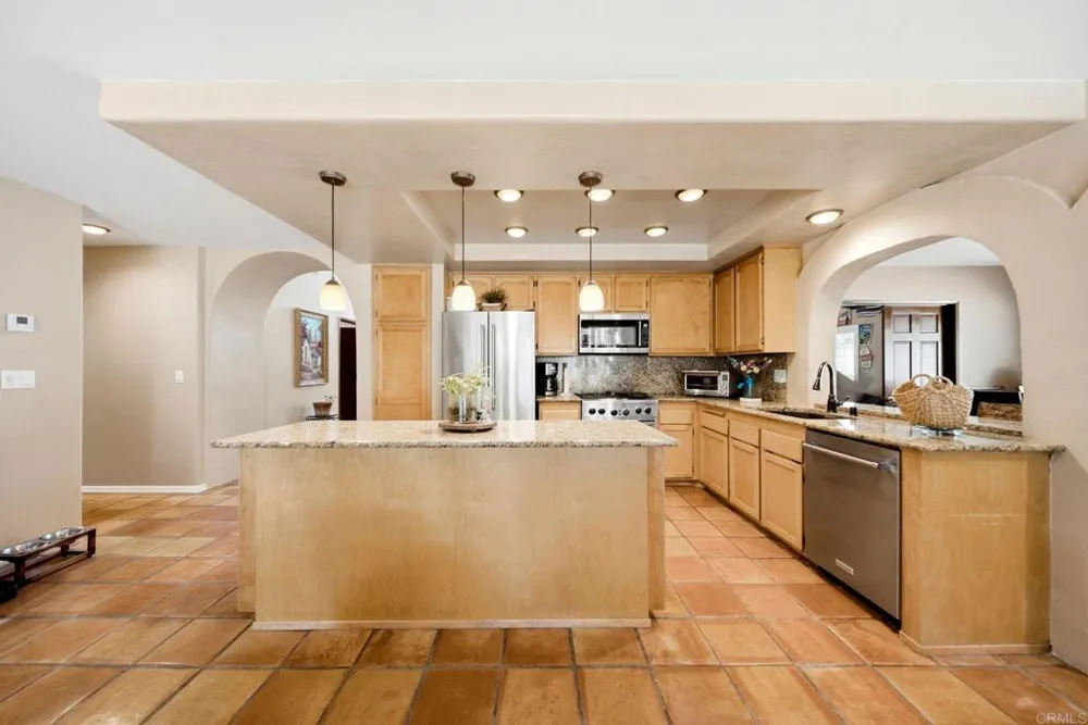 1663 Linda Sue Lane Encinitas, CA 92024