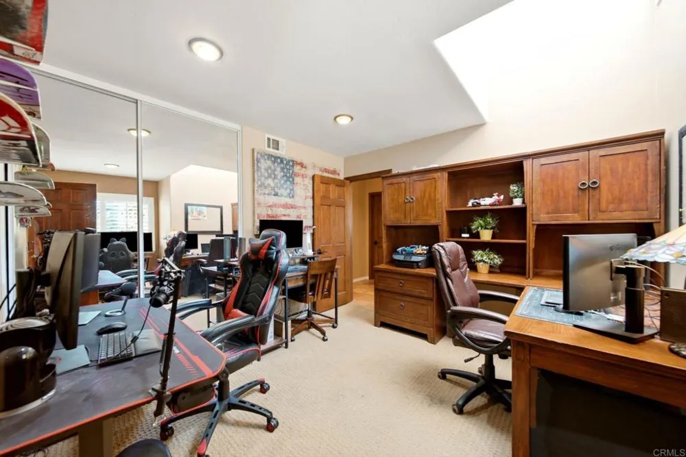 1663 Linda Sue Lane Encinitas, CA 92024