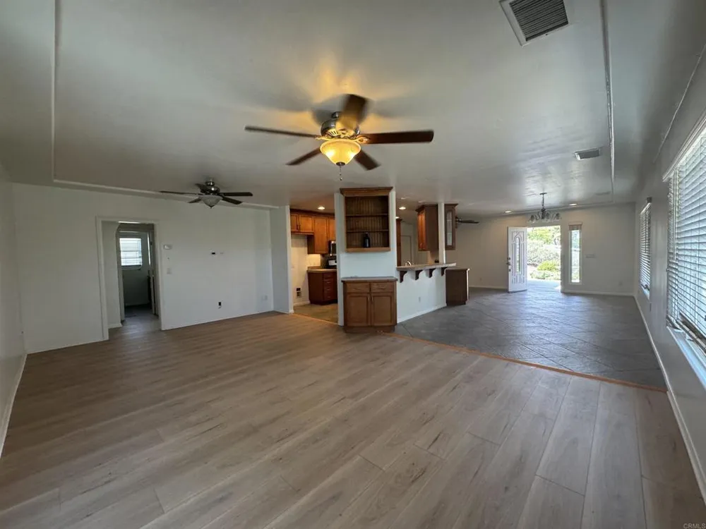 9112 Pinzolo Lakeside, CA 92040