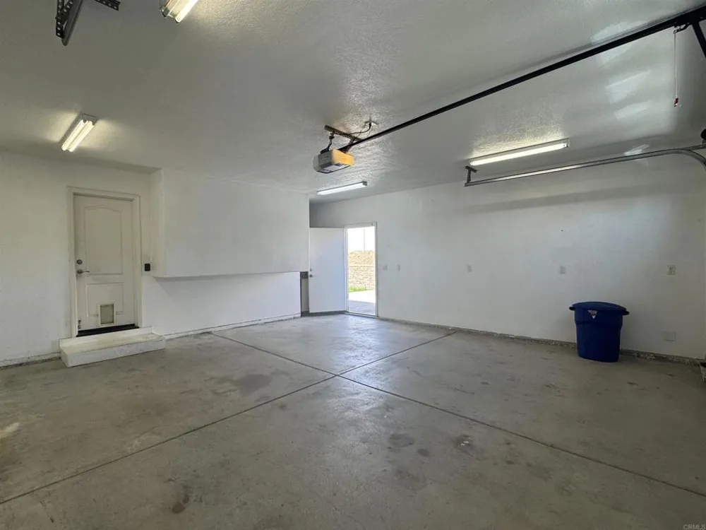 9112 Pinzolo Lakeside, CA 92040