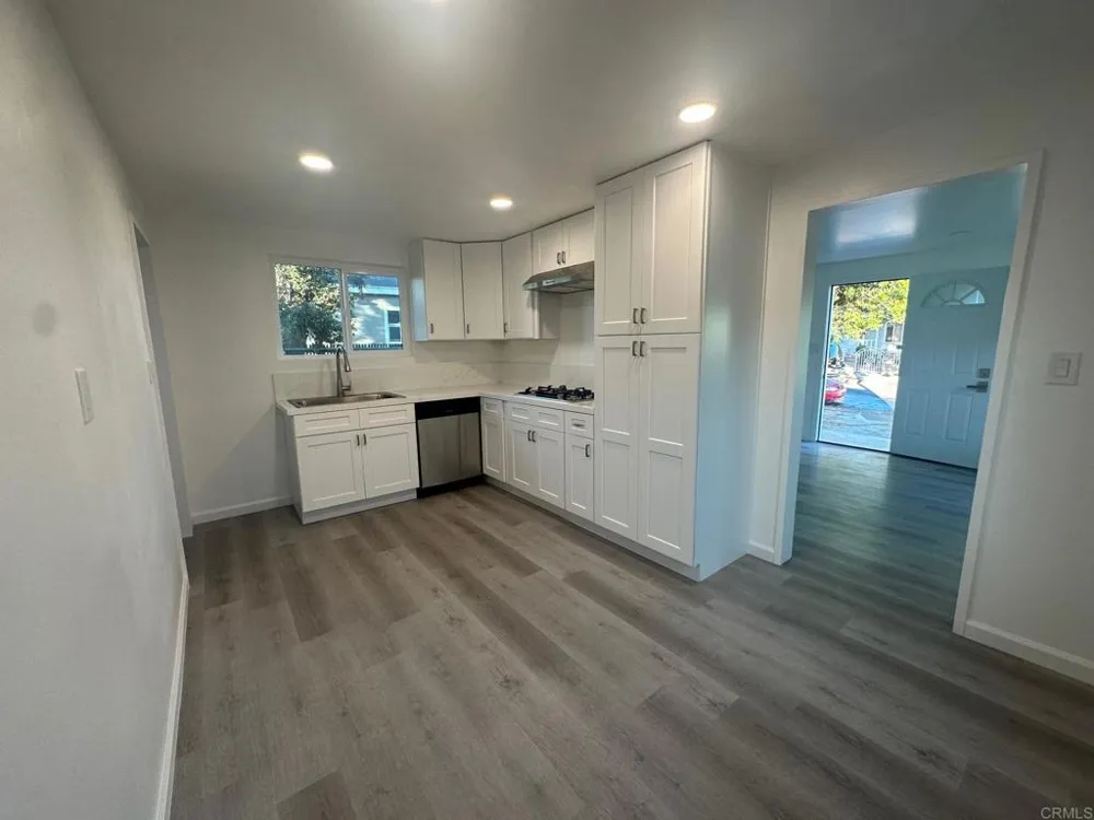 742 Morrison Street San Diego, CA 92102