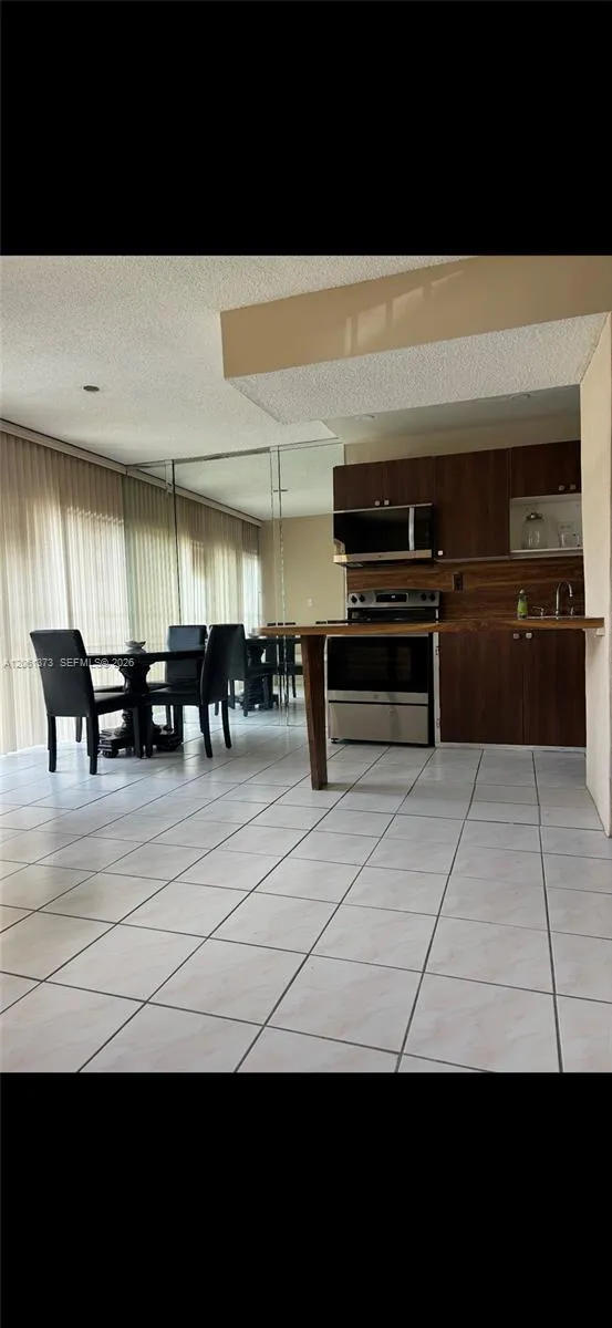 9340 W Flagler St #104B Miami, FL 33174