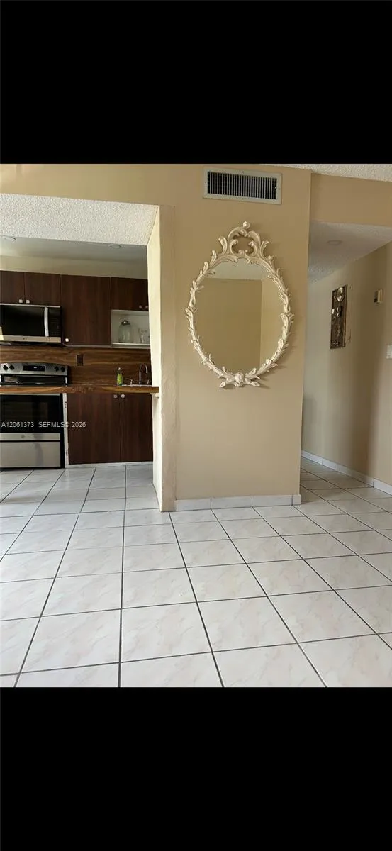 9340 W Flagler St #104B Miami, FL 33174