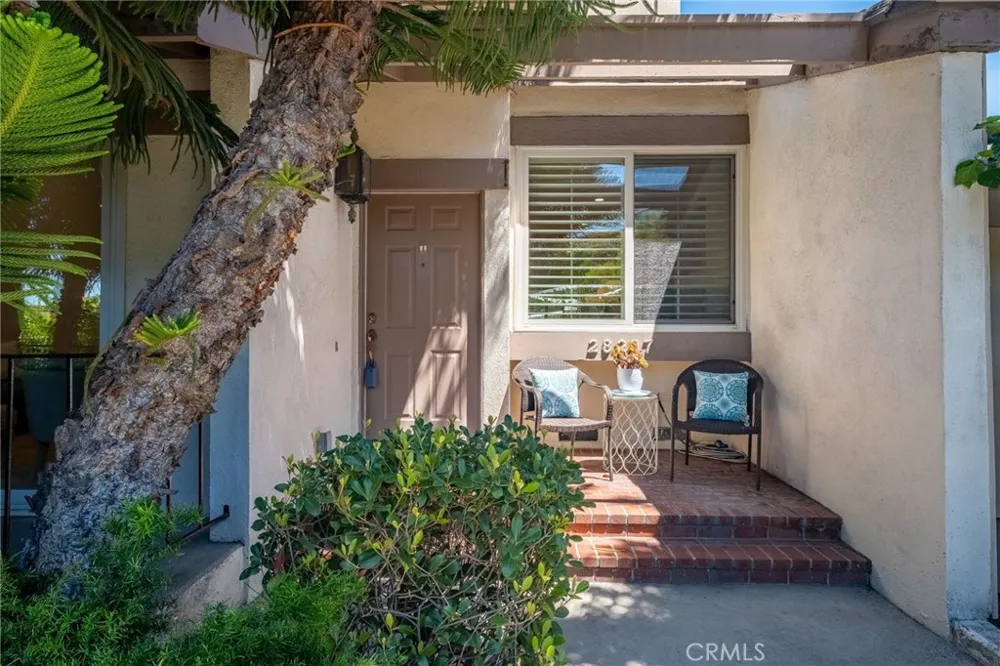 28207 Ridgepoint Court Rancho Palos Verdes, CA 90275