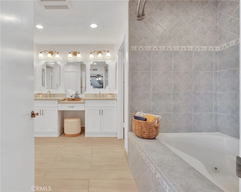 28207 Ridgepoint Court Rancho Palos Verdes, CA 90275