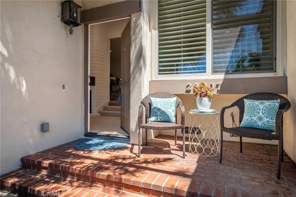 28207 Ridgepoint Court Rancho Palos Verdes, CA 90275