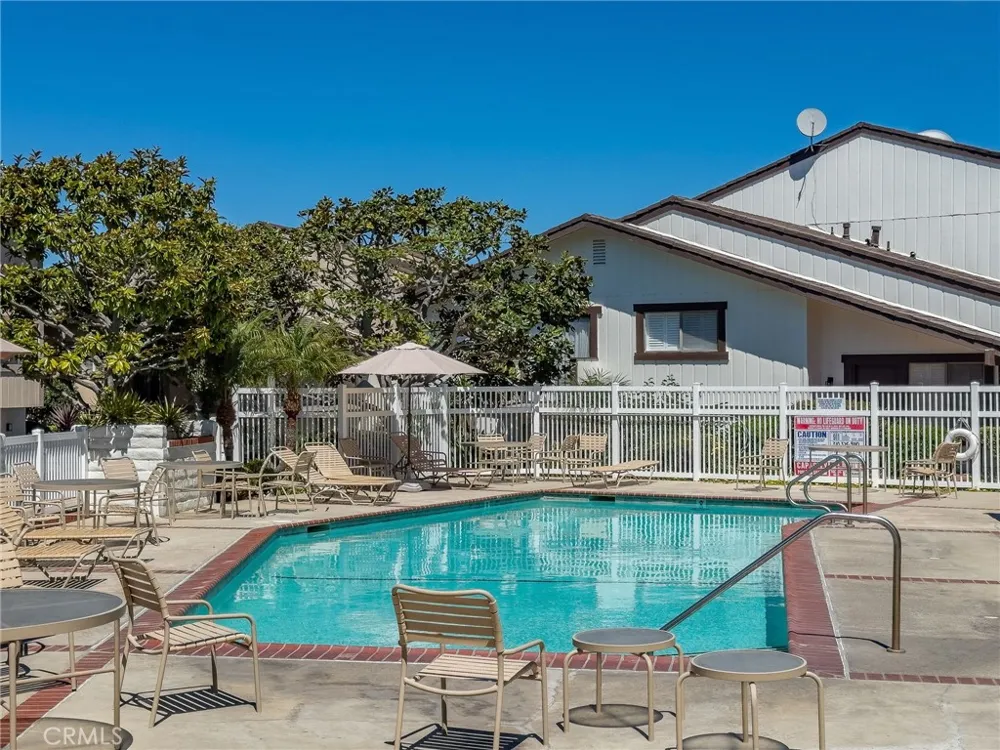 28207 Ridgepoint Court Rancho Palos Verdes, CA 90275