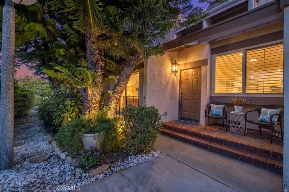28207 Ridgepoint Court Rancho Palos Verdes, CA 90275