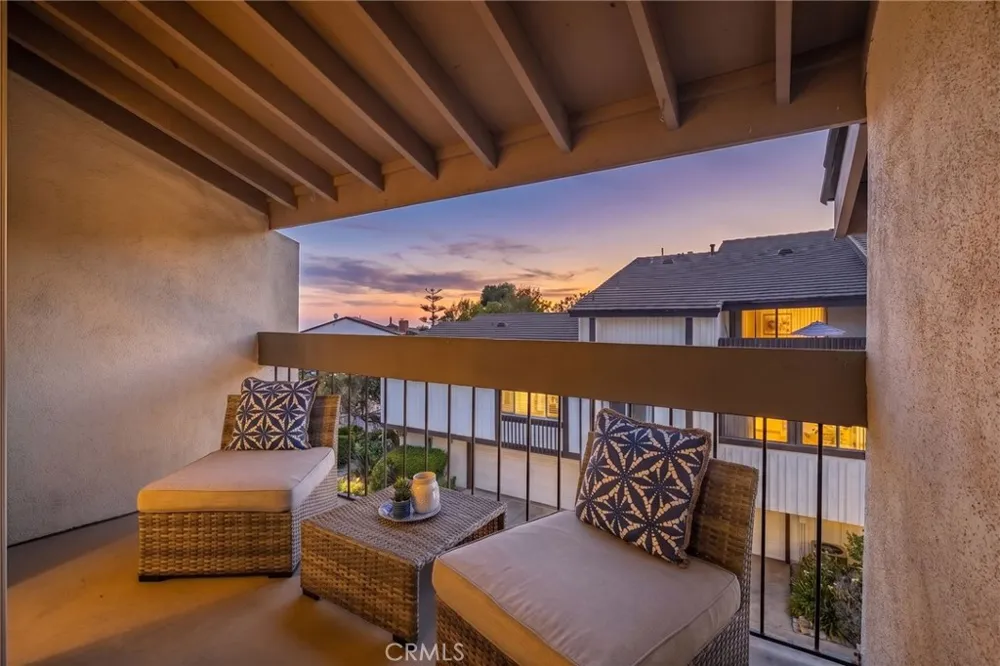 28207 Ridgepoint Court Rancho Palos Verdes, CA 90275