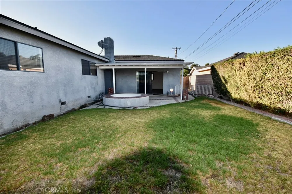 17238 Carfax Ave Bellflower, CA 90706