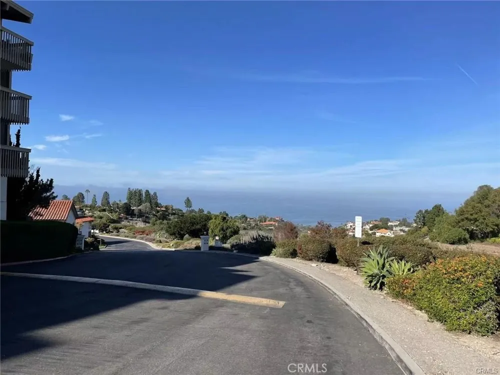 6542 Ocean Crest #D207 Rancho Palos Verdes, CA 90275