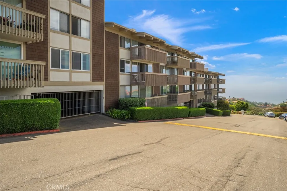 6542 Ocean Crest #D207 Rancho Palos Verdes, CA 90275