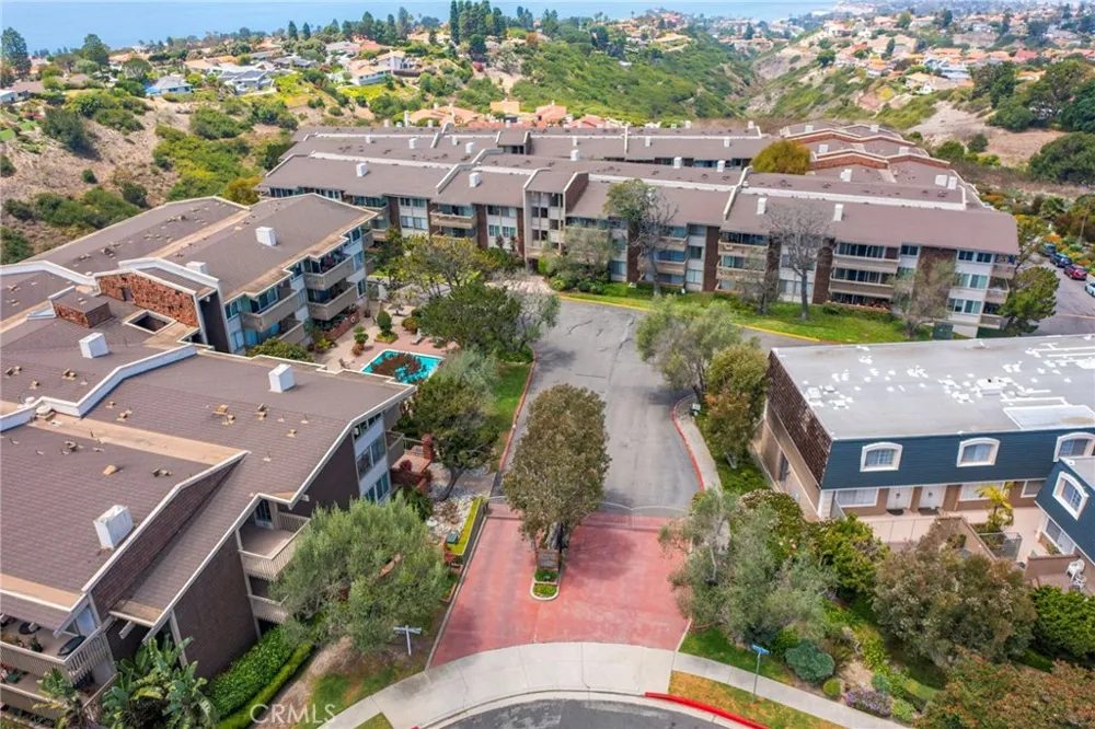 6542 Ocean Crest #D207 Rancho Palos Verdes, CA 90275