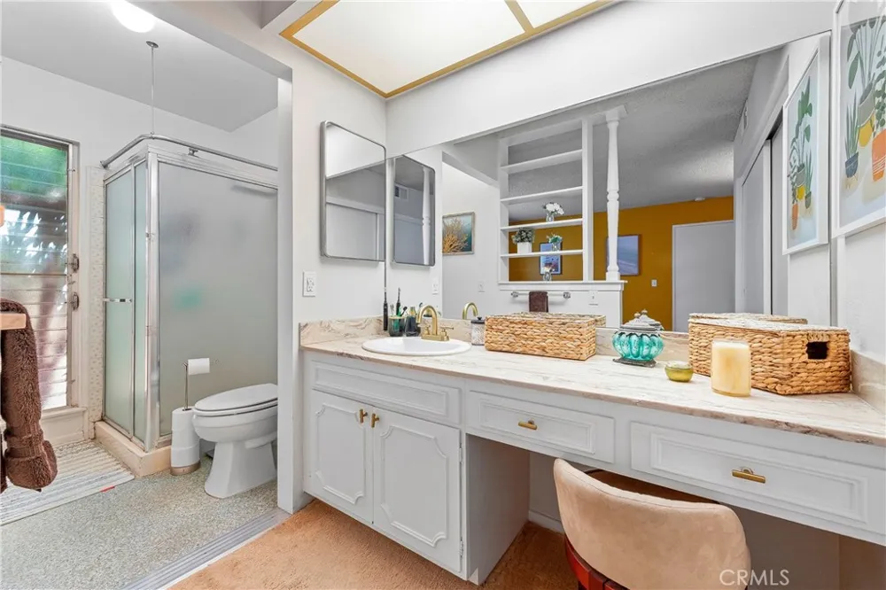21115 Altena Drive Saugus, CA 91350