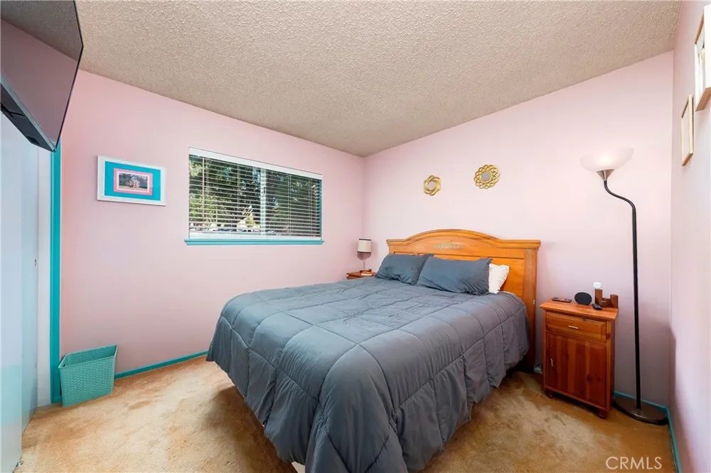 21115 Altena Drive Saugus, CA 91350