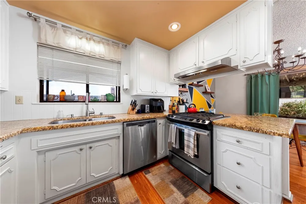 21115 Altena Drive Saugus, CA 91350