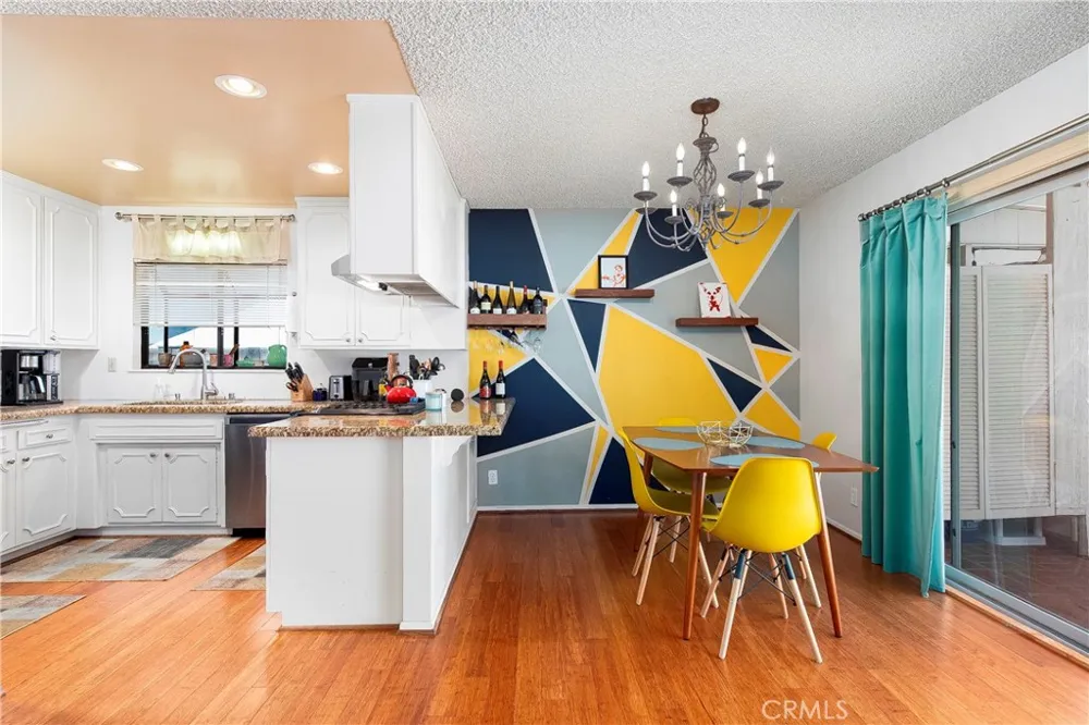 21115 Altena Drive Saugus, CA 91350