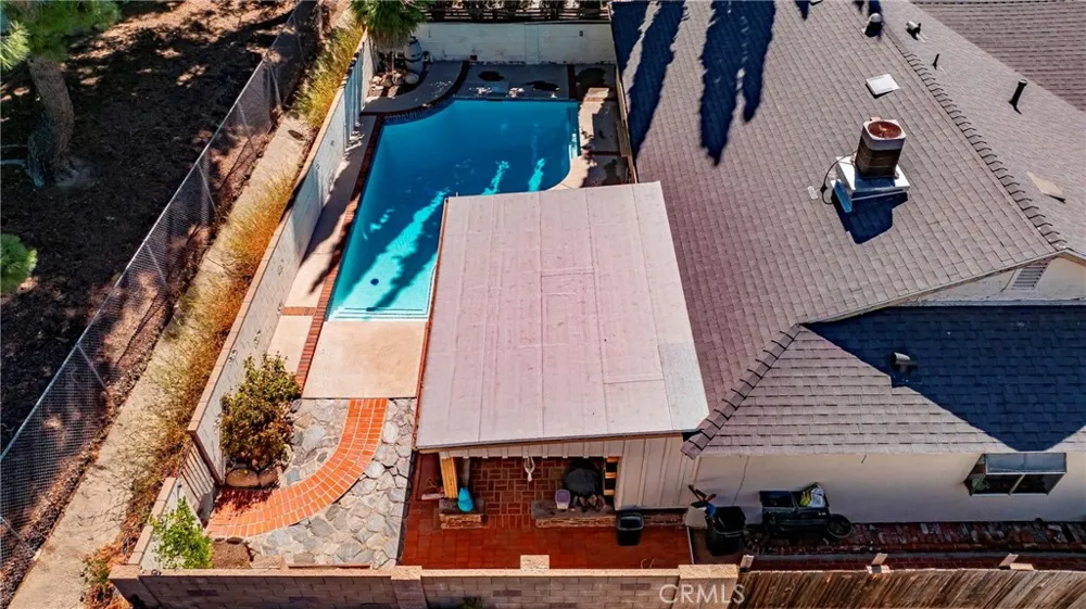 21115 Altena Drive Saugus, CA 91350