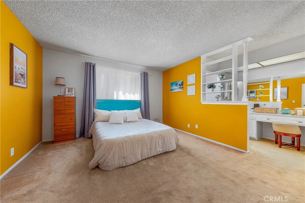 21115 Altena Drive Saugus, CA 91350