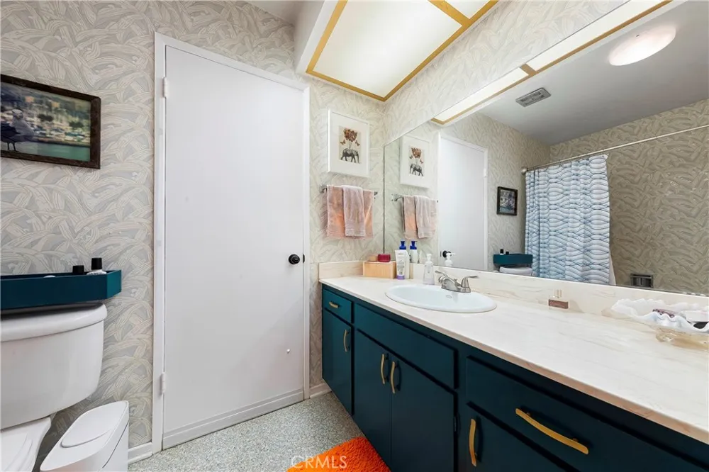 21115 Altena Drive Saugus, CA 91350