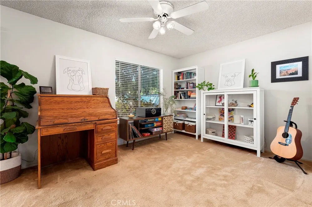 21115 Altena Drive Saugus, CA 91350