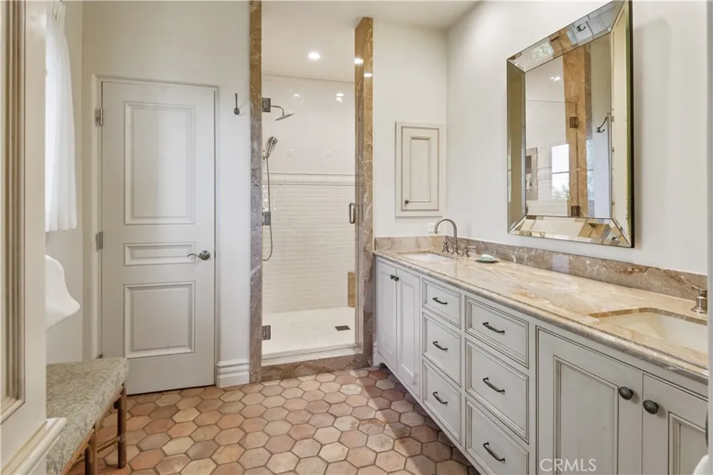 1412 Lower Paseo La Cresta Palos Verdes Estates, CA 90274