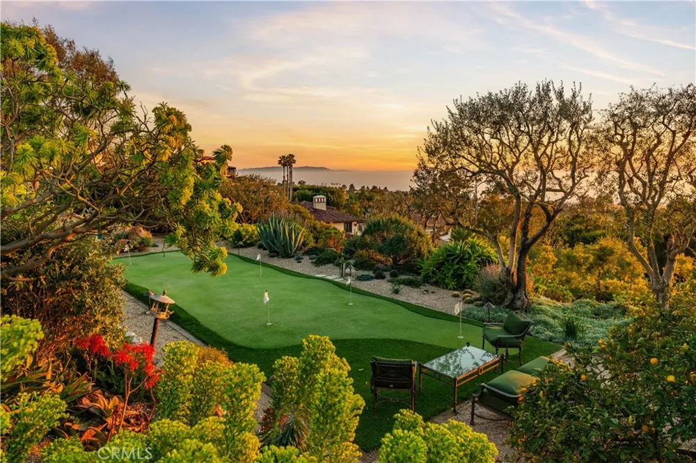 1412 Lower Paseo La Cresta Palos Verdes Estates, CA 90274