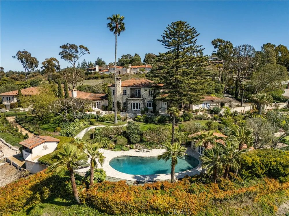 1412 Lower Paseo La Cresta Palos Verdes Estates, CA 90274