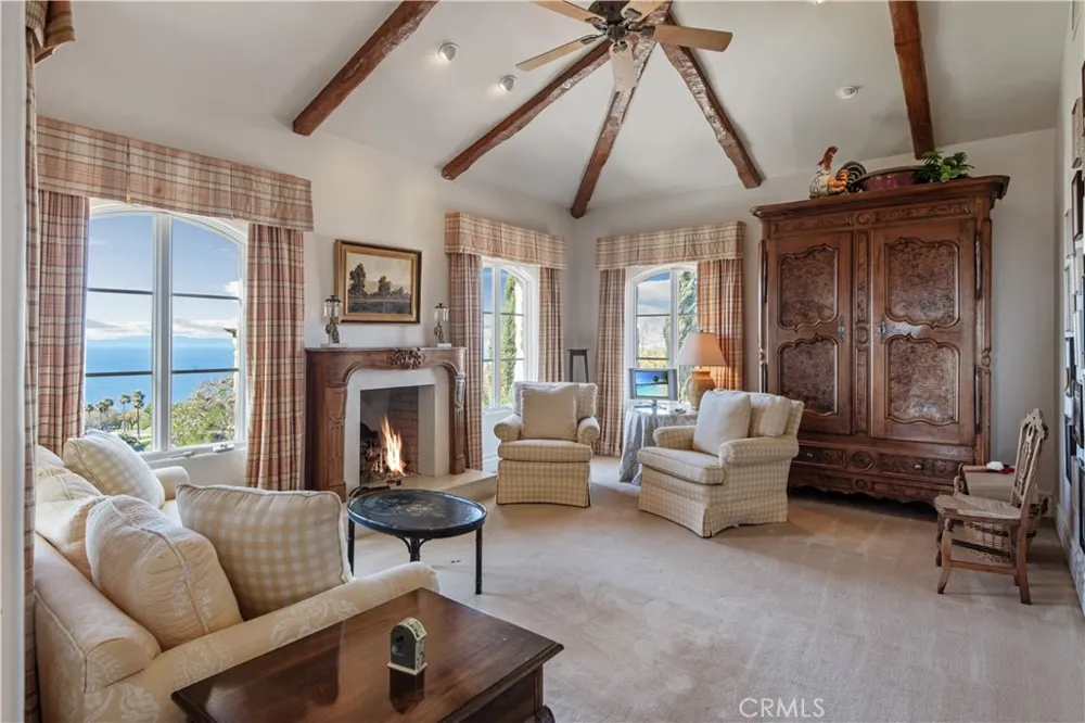 1412 Lower Paseo La Cresta Palos Verdes Estates, CA 90274